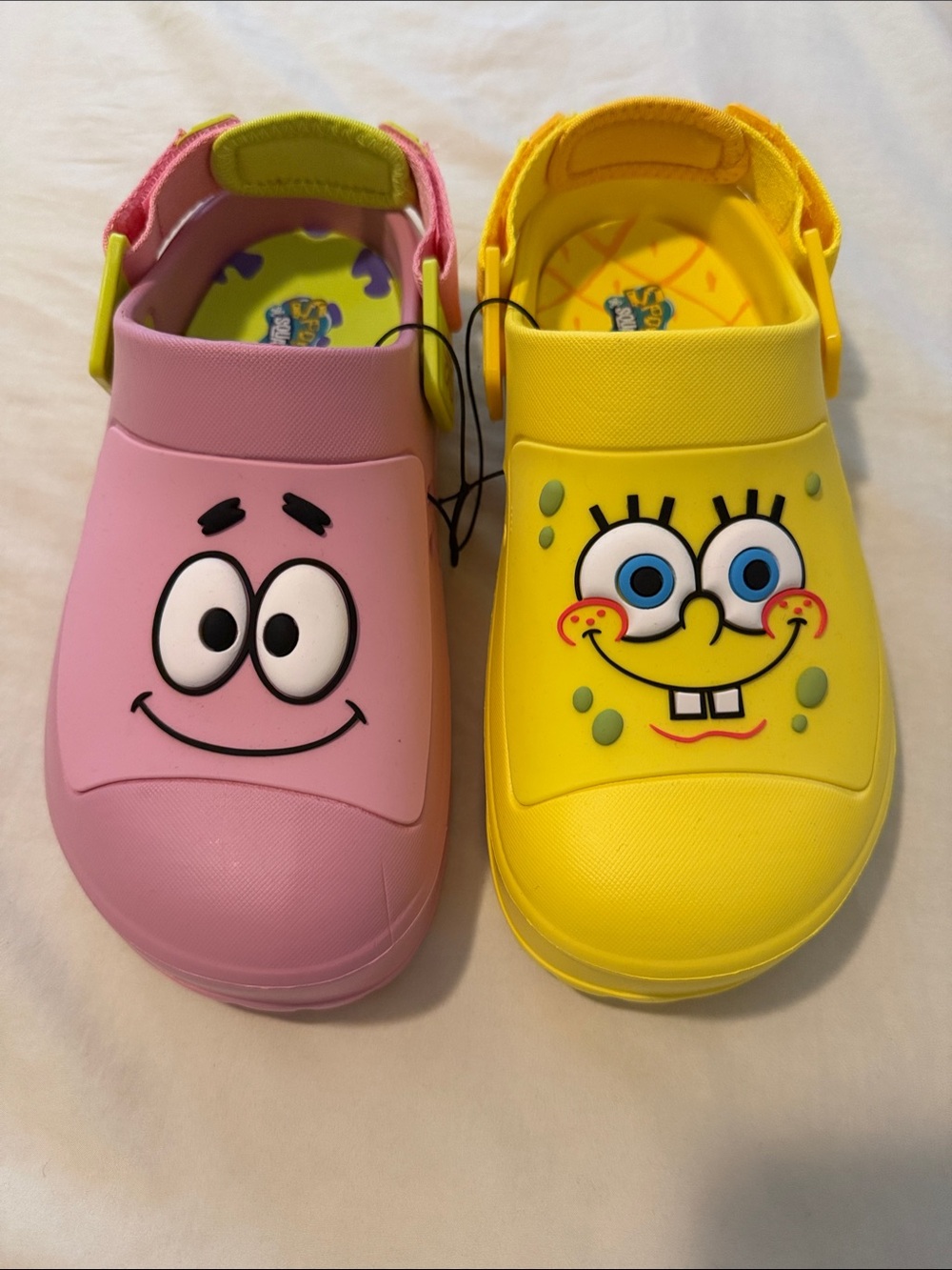 SpongeBob Squarepants Clogs in Yellow & Pink Size 6